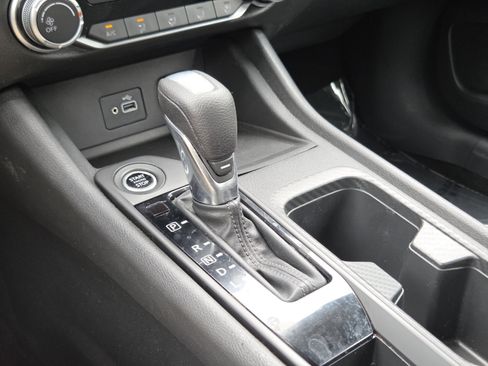 Used 2021 Nissan Sentra S FWD image 31
