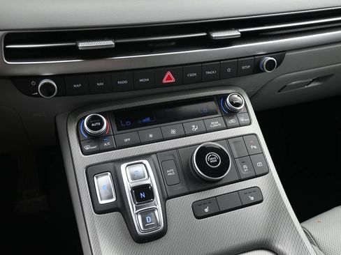Used 2024 Hyundai Palisade SEL FWD image 18