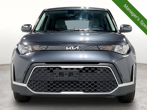 Used 2025 Kia Soul LX FWD image 4