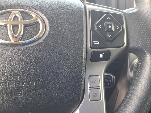 Used 2022 Toyota 4Runner Limited AWD/4WD image 26