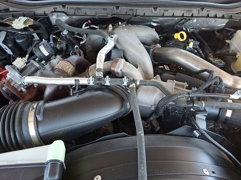Used 2023 Ford F550 4x4 Crew Cab Super Duty image 28