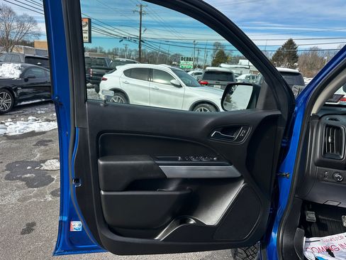 Used 2019 Chevrolet Colorado ZR2 image 20