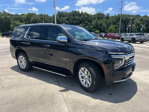 Used 2025 Chevrolet Tahoe Premier RWD image 8