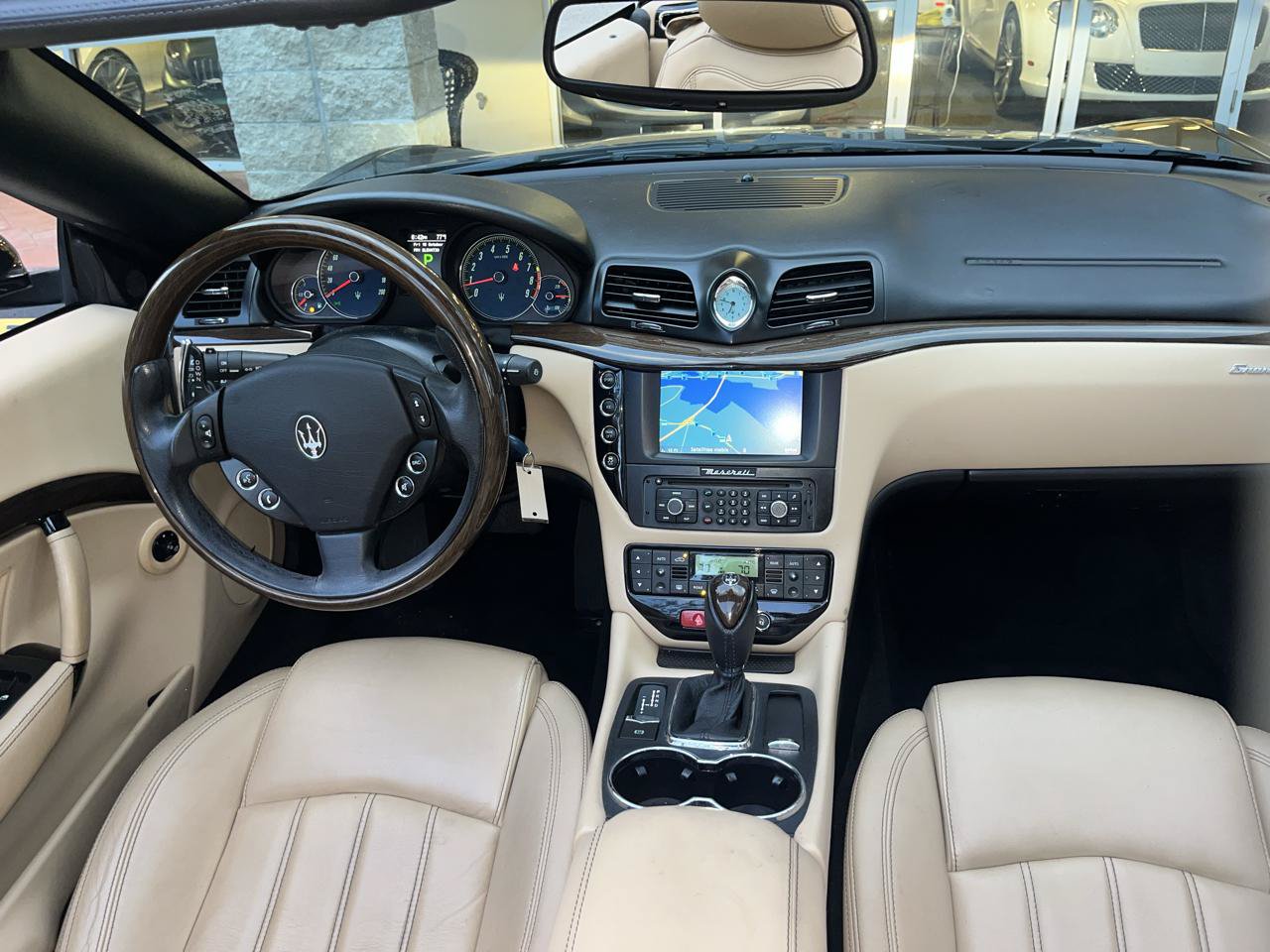 Used 2012 Maserati GranTurismo Convertible RWD image 42