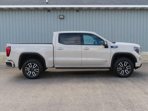 Used 2026 GMC Sierra 1500 AT4 w/ Technology Package AWD/4WD image 2