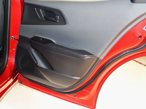 Used 2026 Toyota Prius LE FWD image 57