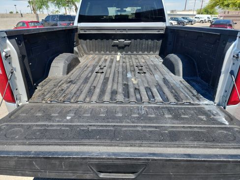 Used 2021 Chevrolet Silverado 2500 Custom w/ Custom Value Package AWD/4WD image 26