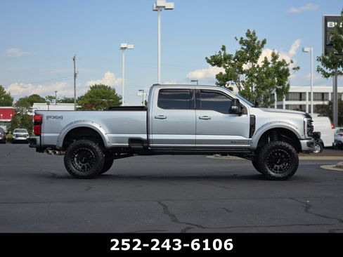 Used 2024 Ford F350 Lariat w/ Lariat Ultimate Package AWD/4WD image 8