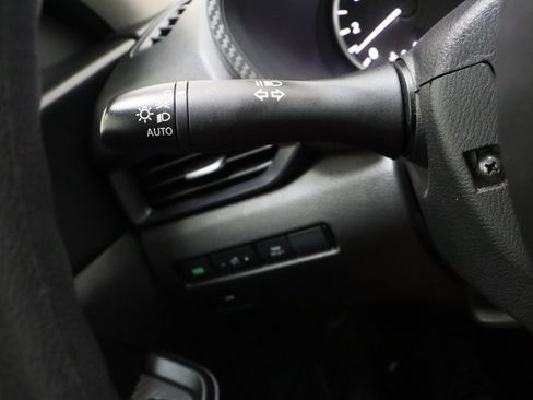 Used 2025 Nissan Sentra S FWD image 24