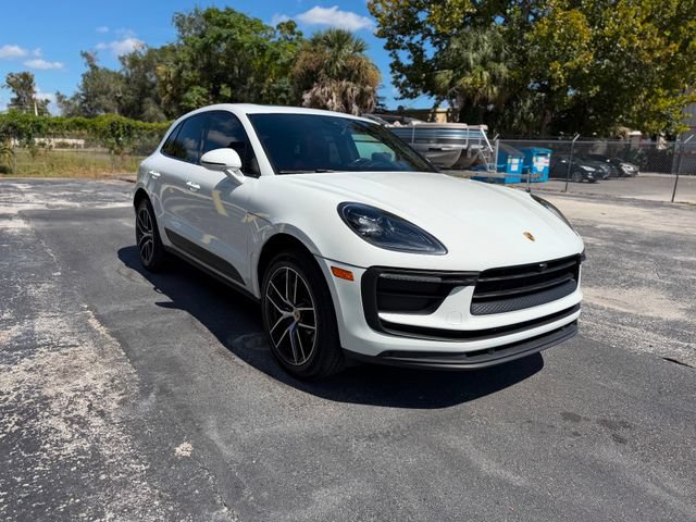 Used 2022 Porsche Macan AWD/4WD image 85