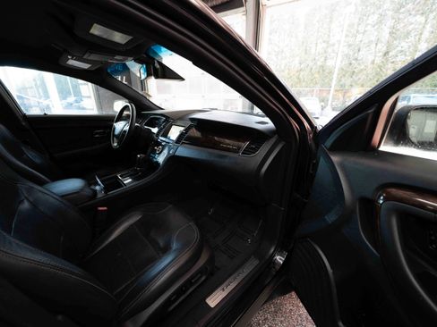 Used 2019 Ford Taurus Limited image 24