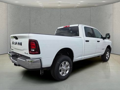 New 2026 RAM 2500 Big Horn AWD/4WD image 4