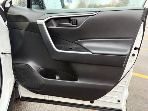 Used 2024 Toyota RAV4 LE image 22