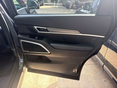 Used 2022 Kia Telluride S AWD/4WD image 27