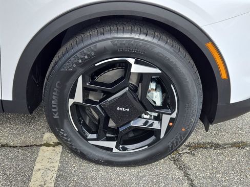 New 2026 Kia Sportage EX image 6