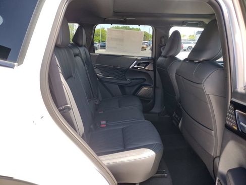 New 2026 Mitsubishi Outlander SEL Black Edition AWD/4WD image 11