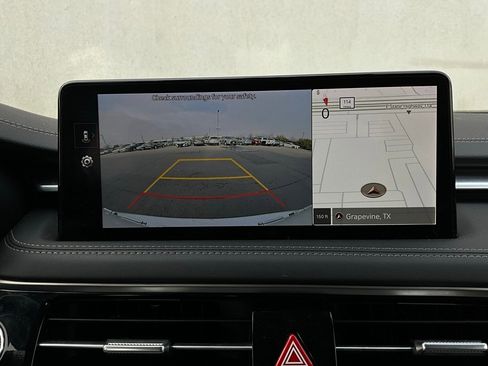 Used 2025 Genesis G70 2.5T image 34