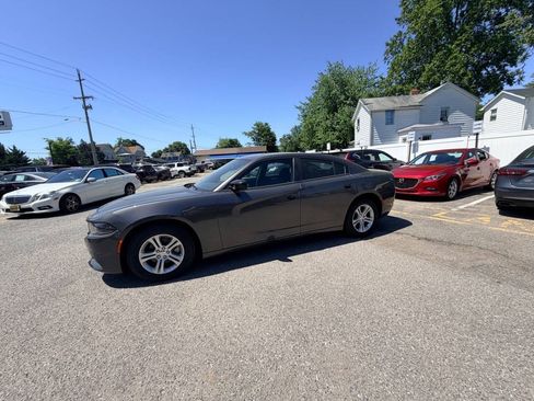 Used 2023 Dodge Charger SXT w/ Cold Weather Package RWD image 32