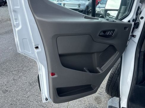 Used 2023 Ford Transit 250 Low Roof w/ Exterior Upgrade Package image 19