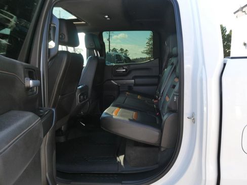 Used 2020 GMC Sierra 1500 AT4 w/ Off-Road Performance Package image 27