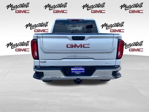 Used 2022 GMC Sierra 1500 SLT image 5