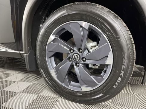 New 2026 Nissan Rogue SV image 14