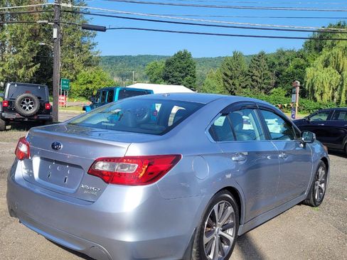Used 2015 Subaru Legacy 2.5i Limited AWD/4WD image 8