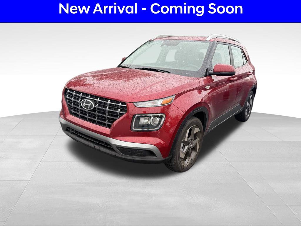 Certified 2026 Hyundai Venue SEL FWD image 2