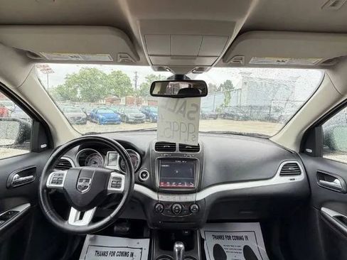Used 2019 Dodge Journey GT AWD/4WD image 13