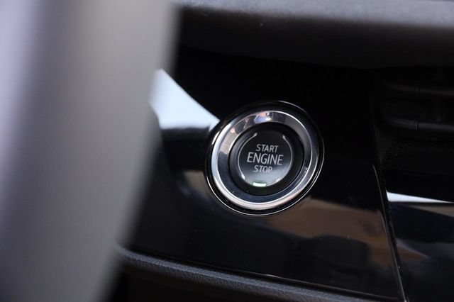 Used 2025 Buick Envision Sport Touring AWD/4WD image 20