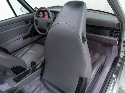 Used 1997 Porsche 911 Carrera 4S AWD/4WD image 39