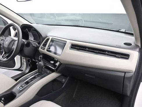 Used 2022 Honda HR-V EX image 26