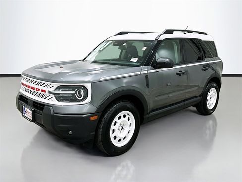 Used 2025 Ford Bronco Sport Heritage w/ Convenience Package image 3