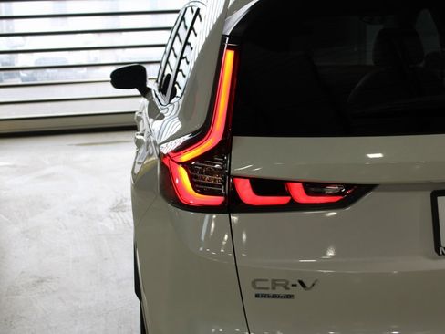 Certified 2025 Honda CR-V Sport-L image 44
