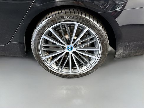 Used 2023 BMW 530e w/ Convenience Package RWD image 37