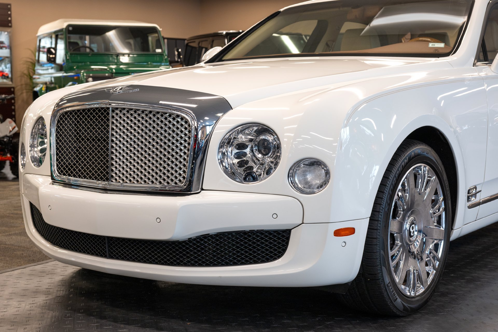 Used 2013 Bentley Mulsanne RWD image 10
