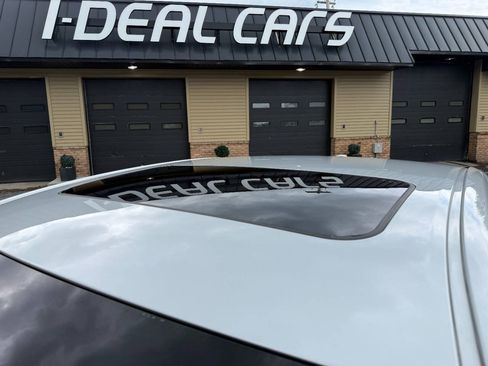 Used 2013 Toyota Avalon XLE Touring FWD image 13