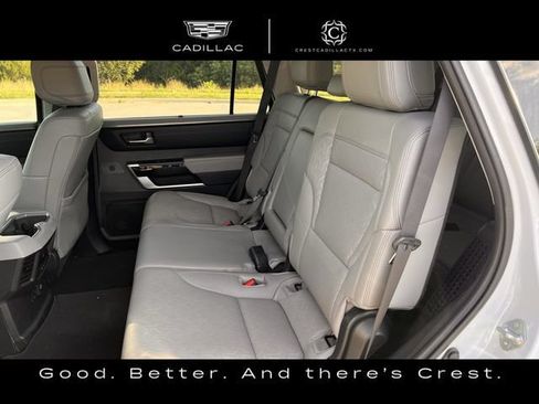 Used 2023 Toyota Sequoia Limited w/ TRD Off-Road Package AWD/4WD image 29