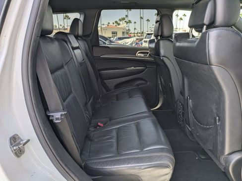 Used 2014 Jeep Grand Cherokee Limited w/ Trailer Tow Group IV AWD/4WD image 19
