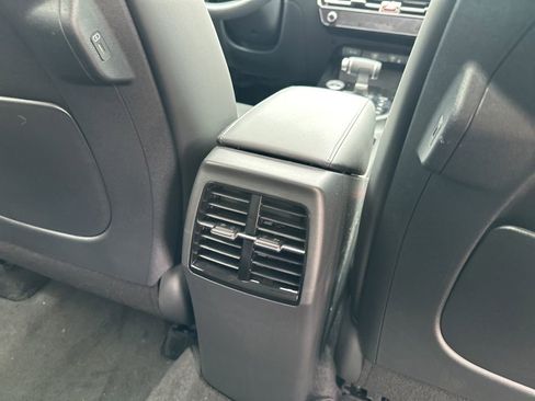 Certified 2026 Kia Niro FWD image 12