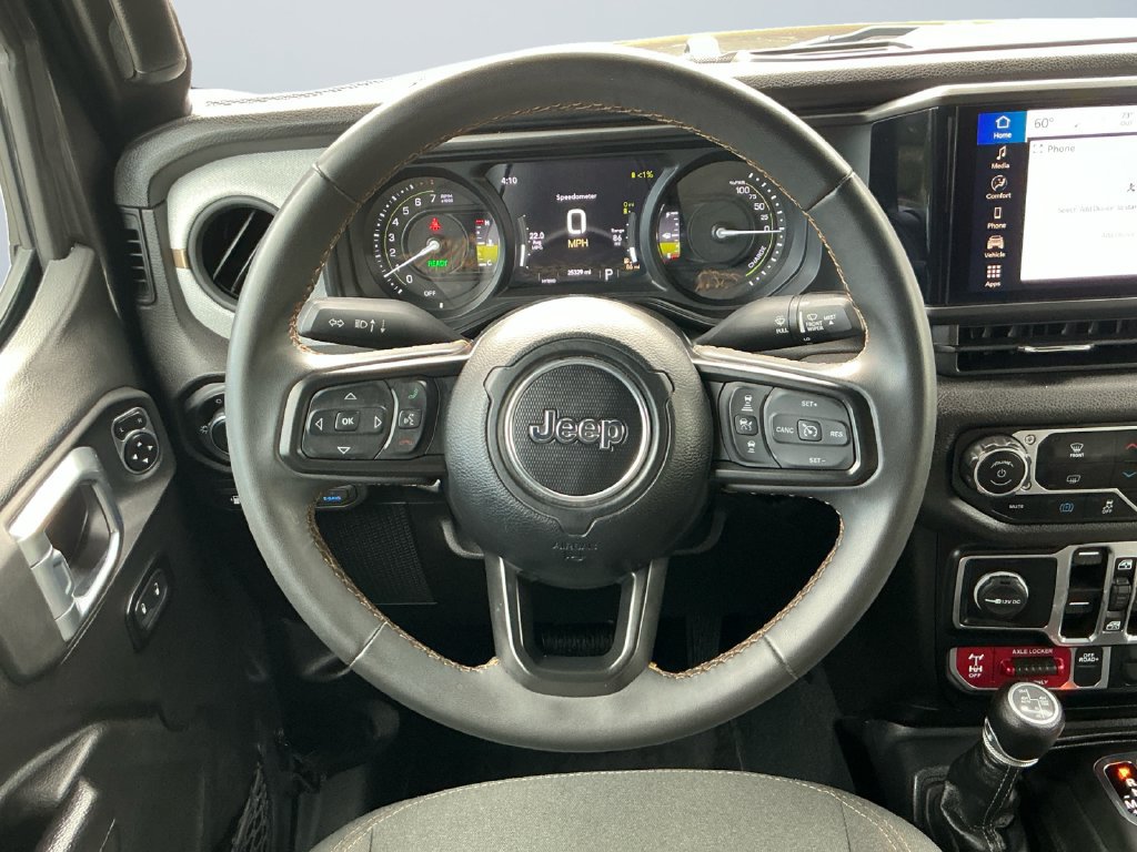 Used 2024 Jeep Wrangler Unlimited AWD/4WD image 13
