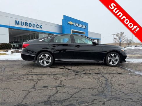 Used 2018 Honda Accord EX image 1