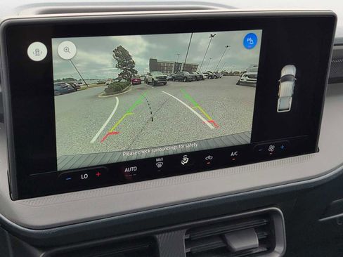 New 2026 Ford Maverick XL image 11