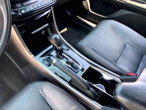 Used 2017 Honda Accord Sport Special Edition image 14