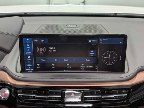 Certified 2025 Acura MDX SH-AWD w/ Technology Package image 17