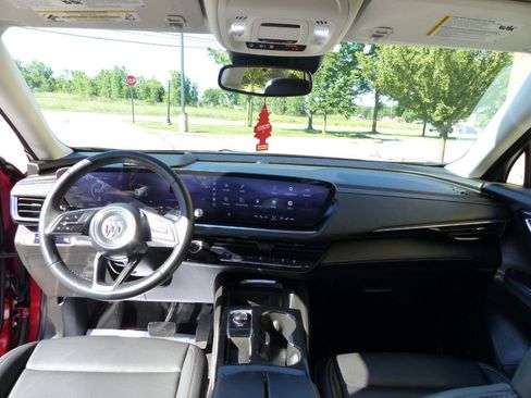 Used 2024 Buick Envision Preferred AWD/4WD image 41