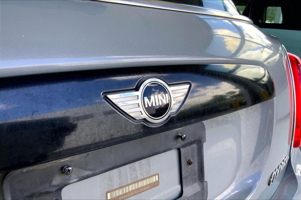 Used 2016 MINI Cooper 4-Door Hardtop FWD image 26