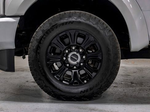 Used 2021 Ford F250 XL w/ Power Equipment Group image 52