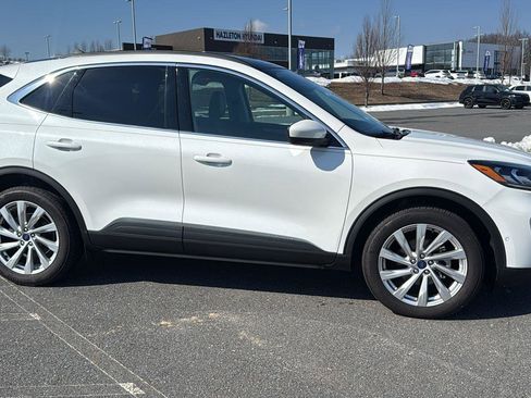 Used 2022 Ford Escape Titanium w/ Titanium Elite Package image 3