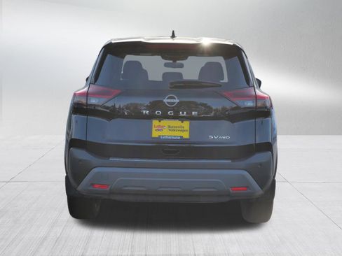 Used 2023 Nissan Rogue SV image 6